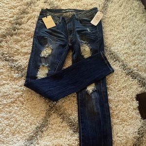 Distressed Machine skinny jeans